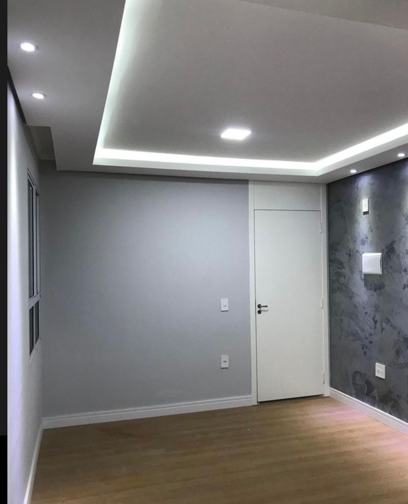 Sanca em drywall com acabamento técnico em empreendimento